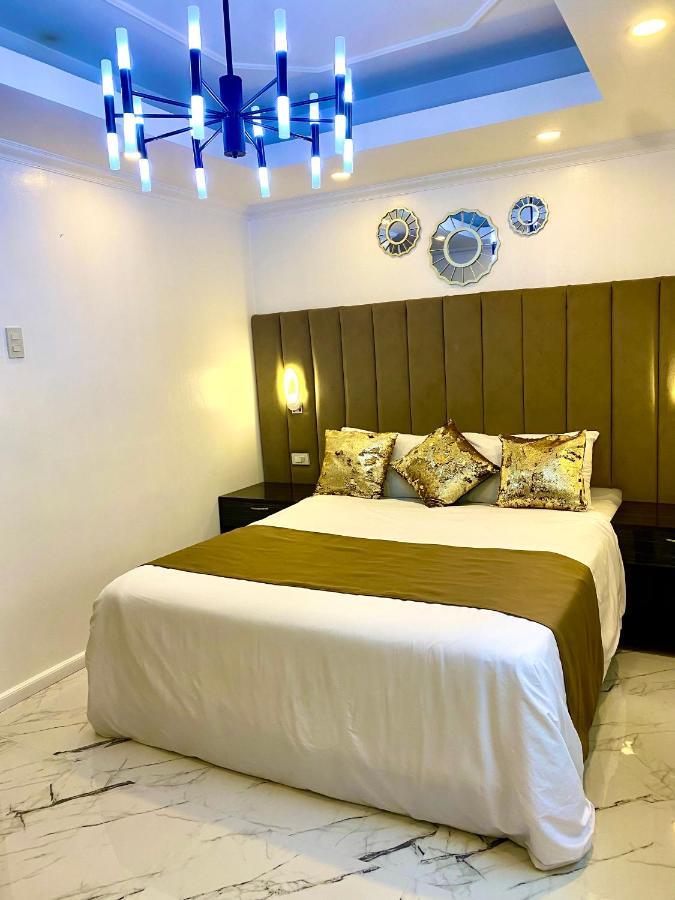 Makati Isabela Luxury Apartment Манила Екстериор снимка