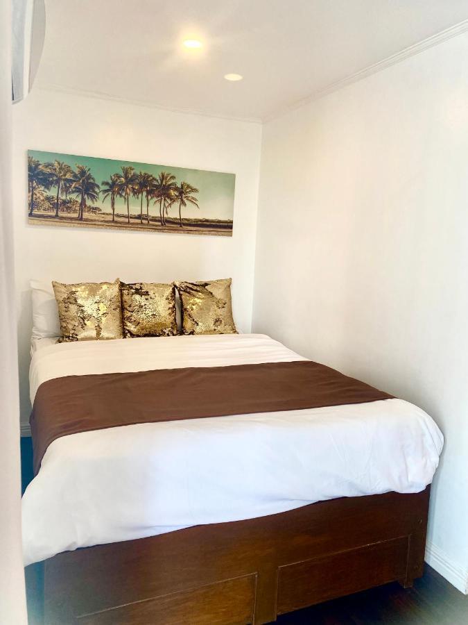 Makati Isabela Luxury Apartment Манила Екстериор снимка