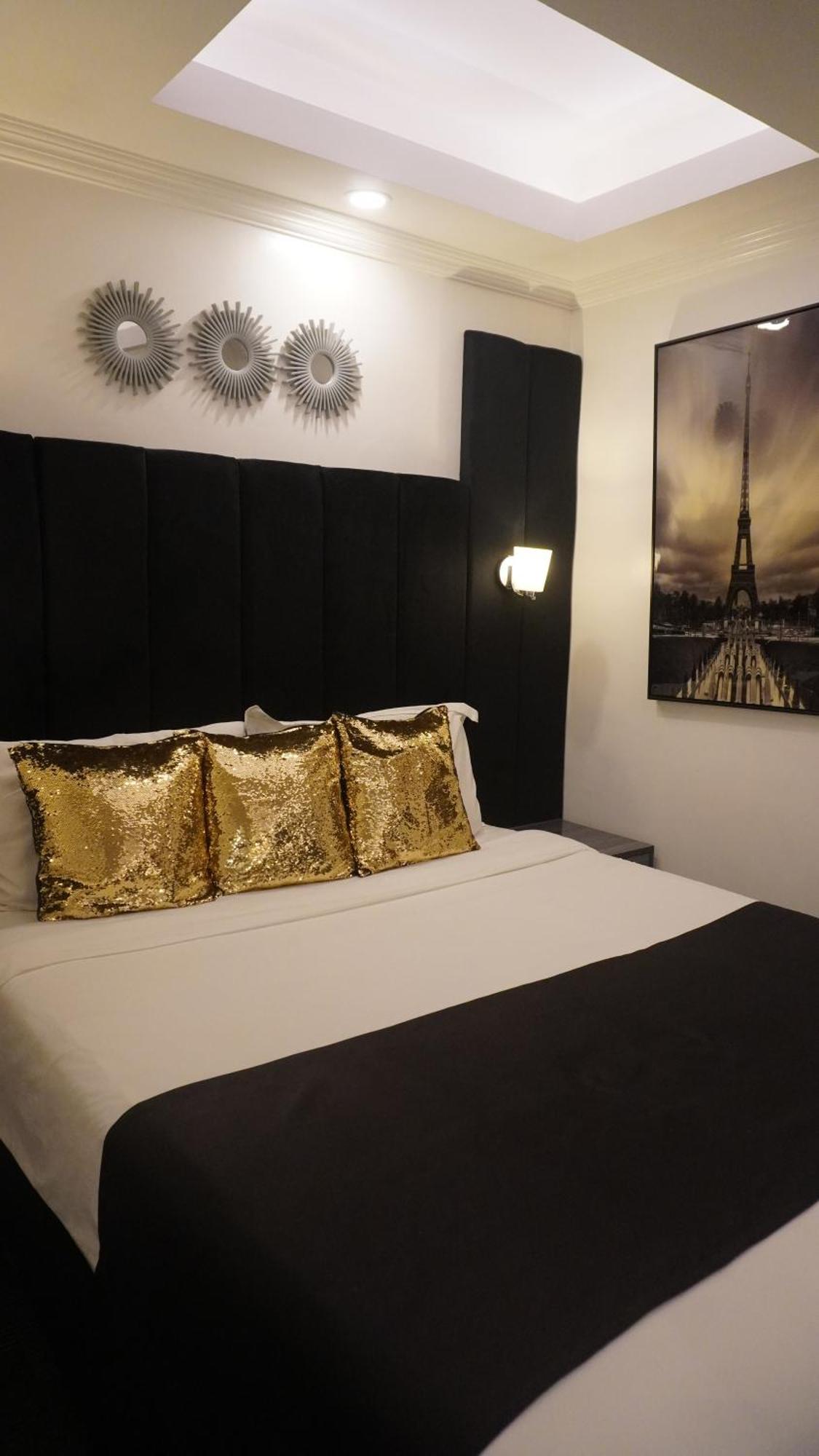 Makati Isabela Luxury Apartment Манила Екстериор снимка
